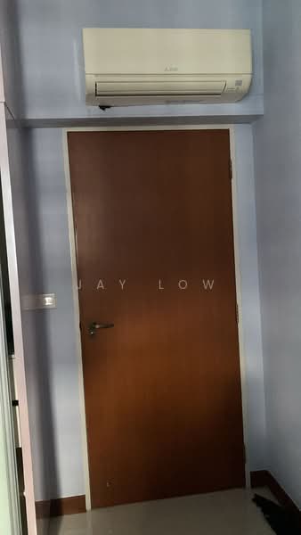 878B Tampines Avenue 8, 878B Tampines Avenue 8, Room Rental, 150 sqft, HDB Flat For Rent, by Jay Low, 500134969 - Interior - PropertyGuru.com.sg