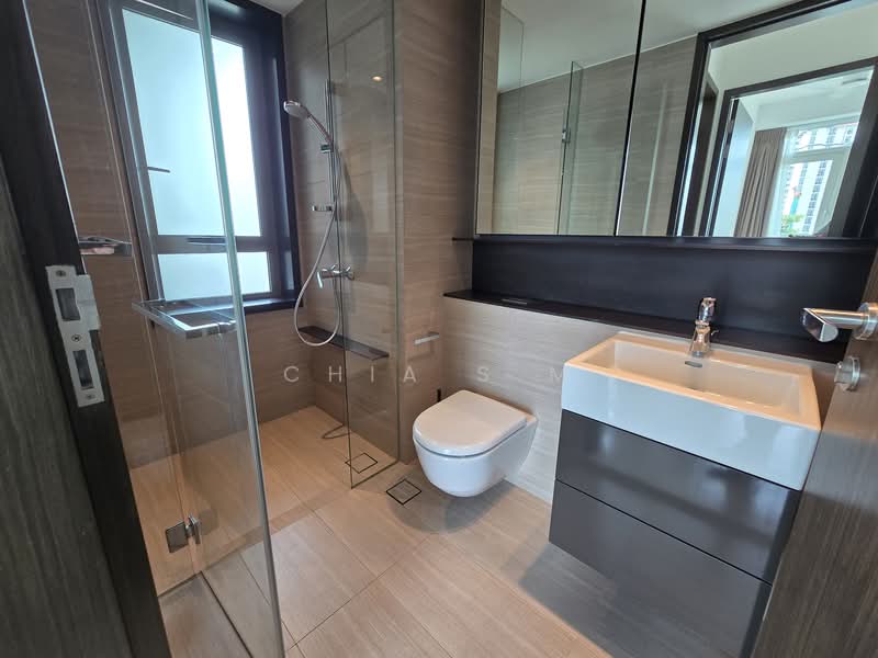 Principal Garden, 91 Prince Charles Crescent, 2 Bedrooms, 786 sqft, Condominium For Rent, by Chia S M, 500134977 - Bathroom - PropertyGuru.com.sg