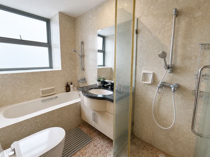 Kim Keat Gardens, 6 Kim Keat Road, 3 Bedrooms, 1,399 sqft, Condominium For Sale, by Chris Ooi, 500134994 - Master Bathroom - PropertyGuru.com.sg