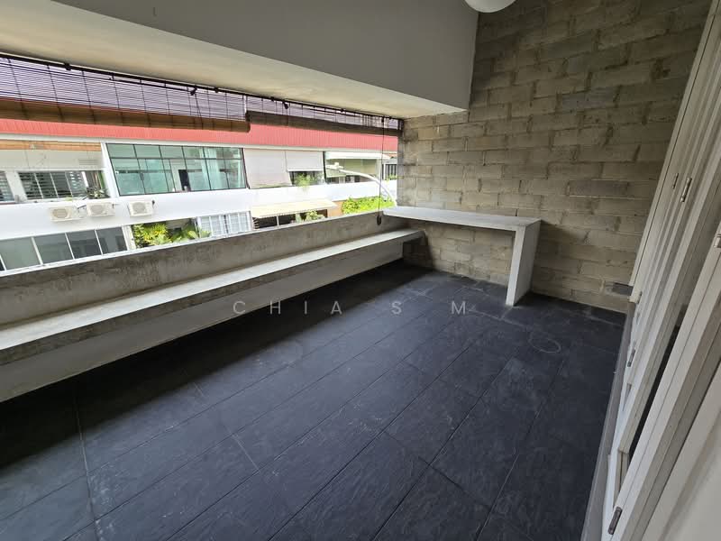 Tiong Bahru Estate, 40 Eng Hoon Street, 2 Bedrooms, 1,100 sqft, Apartment For Rent, by Chia S M, 500134996 - Balcony - PropertyGuru.com.sg