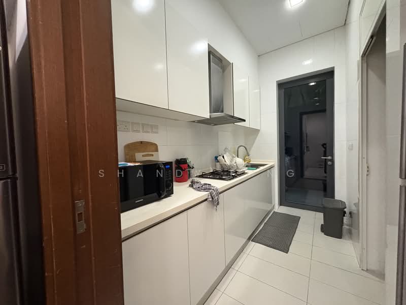 Serangoon Garden Estate, Bloxhome Drive, 6 Bedrooms, 5,300 sqft, Semi-Detached House For Rent, by Shandy Tong, 500135001 - Kitchen - PropertyGuru.com.sg