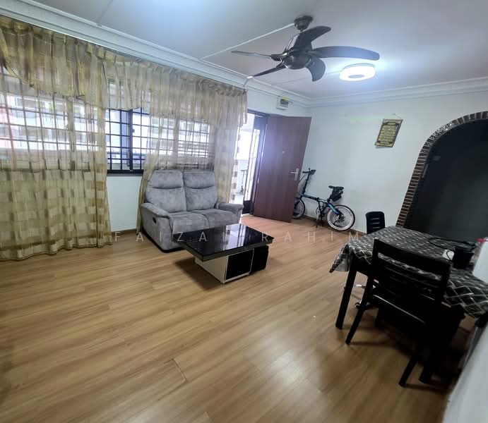 431 Bukit Panjang Ring Road, 431 Bukit Panjang Ring Road, 3 Bedrooms, 904 sqft, HDB Flat For Sale, by Faizal Rahim, 500135005 - Living Room - PropertyGuru.com.sg