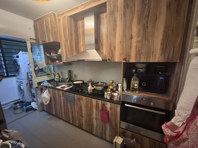 669B Edgefield Plains, 669B Edgefield Plains, 3 Bedrooms, 1,001 sqft, HDB Flat For Sale, by Jialin Huang, 500135012 - Kitchen - PropertyGuru.com.sg