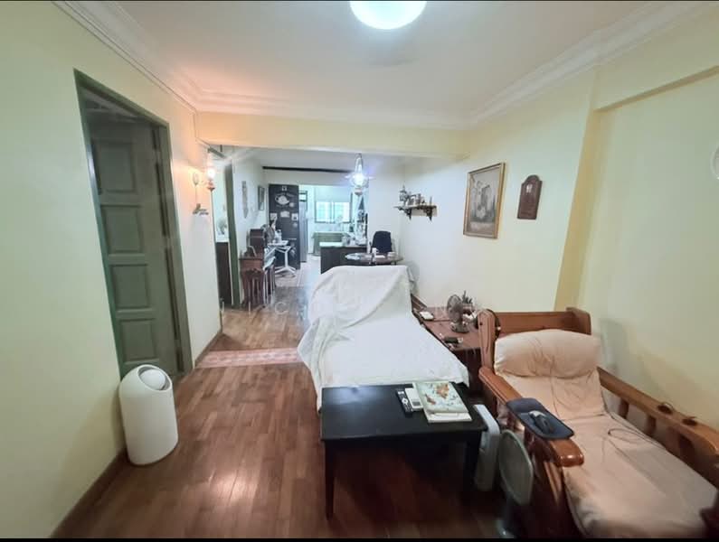 12 Holland Avenue, , 2 Bedrooms, 699 sqft, HDB Flat For Sale, by Nicole Ng, 500135022 - PropertyGuru.com.sg