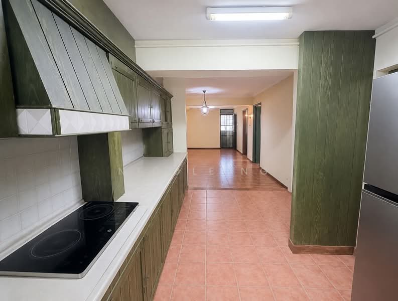 12 Holland Avenue, , 2 Bedrooms, 699 sqft, HDB Flat For Sale, by Nicole Ng, 500135022 - PropertyGuru.com.sg