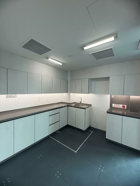 Hub Synergy Point, 70 Anson Road, 2,668 sqft, Office For Rent, by Patricia Chia, 500135025 - Kitchen - CommercialGuru.com.sg