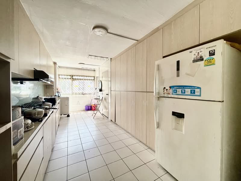 293 Yishun Street 22, 293 Yishun Street 22, Room Rental, 120 sqft, HDB Flat For Rent, by Badd Ramle, 500135028 - Kitchen - PropertyGuru.com.sg