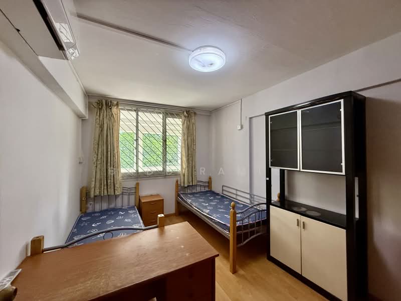 293 Yishun Street 22, 293 Yishun Street 22, Sembawang / Yishun, Room Rental, 120 sqft, HDB Flat For Rent, by Badd Ramle, 500135028 - Bedroom - PropertyGuru.com.sg
