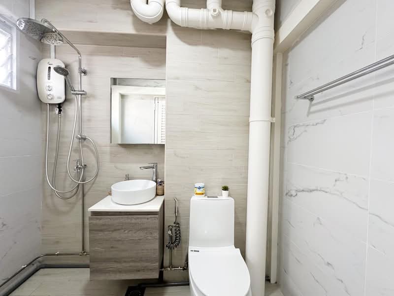 424 Hougang Avenue 6, 424 Hougang Avenue 6, 3 Bedrooms, 1,130 sqft, HDB Flat For Sale, by Lin Tan, 500135039 - Bathroom - PropertyGuru.com.sg