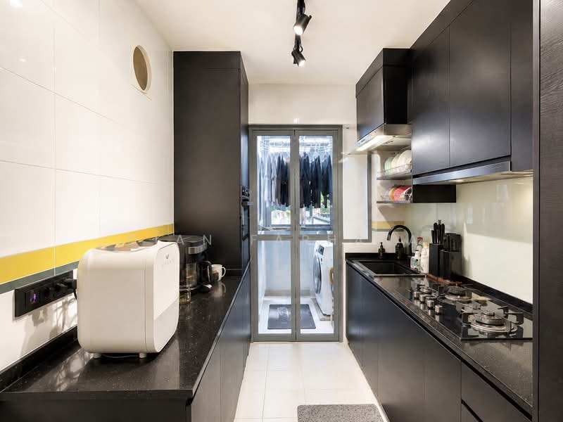 678A Punggol Drive, 678A Punggol Drive, 3 Bedrooms, 1,001 sqft, HDB Flat For Sale, by Dian Farhana, 500135041 - Kitchen - PropertyGuru.com.sg