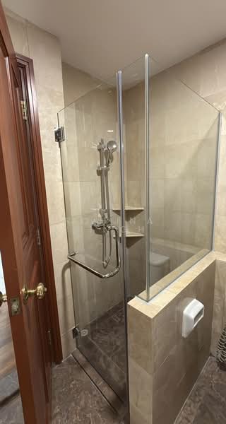 Aspen Heights, 261 River Valley Road, 3 Bedrooms, 1,346 sqft, Condominium For Rent, by Rohina Singh, 500135048 - Bathroom - PropertyGuru.com.sg