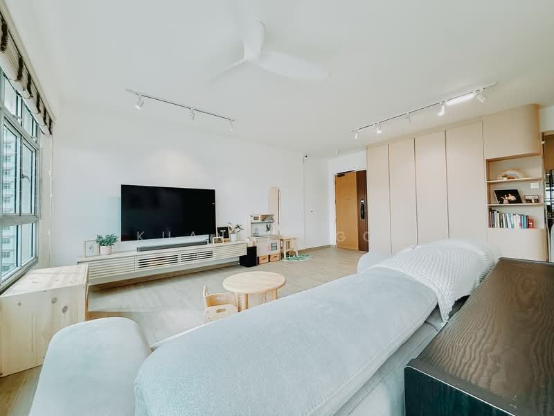 356B Anchorvale Lane, 356B Anchorvale Lane, 3 Bedrooms, 1,216 sqft, HDB Flat For Sale, by Kuanyee Goh, 500135070 - Living Room - PropertyGuru.com.sg