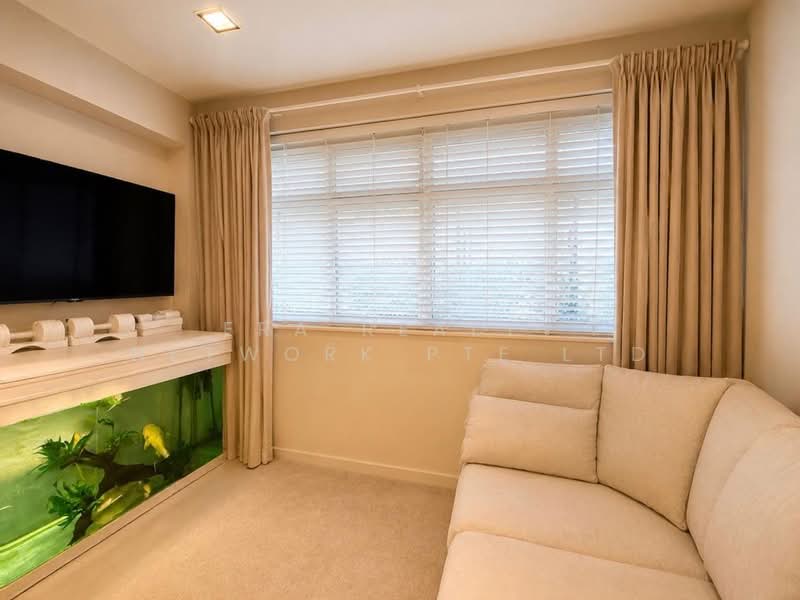 556 Woodlands Drive 53, 556 Woodlands Drive 53, 3 Bedrooms, 1,238 sqft, HDB Flat For Sale, by MELISSA YEO, 500135082 - Living Room - PropertyGuru.com.sg