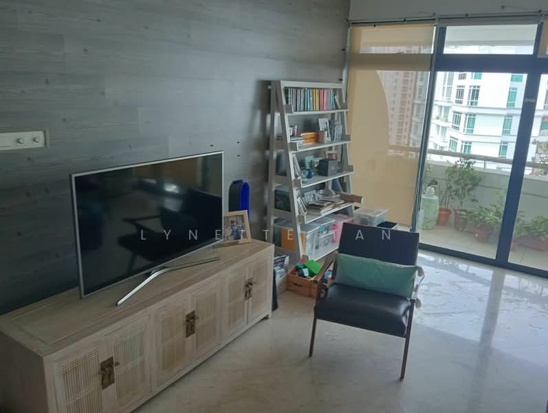 Valley Park, 477 River Valley Road, 4 Bedrooms, 1,808 sqft, Condominium For Rent, by Lynette Tan, 500135098 - Living Room - PropertyGuru.com.sg