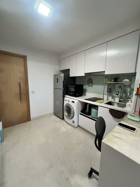 Eight Riversuites, 2 Whampoa East, 1 Bedroom, 441 sqft, Condominium For Sale, by Calvin Lim, 500135102 - Kitchen - PropertyGuru.com.sg