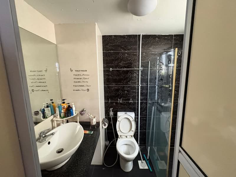 Bullion Park, 168 Lentor Loop, 2 Bedrooms, 807 sqft, Condominium For Sale, by Christina Liew, 500135113 - Bathroom - PropertyGuru.com.sg