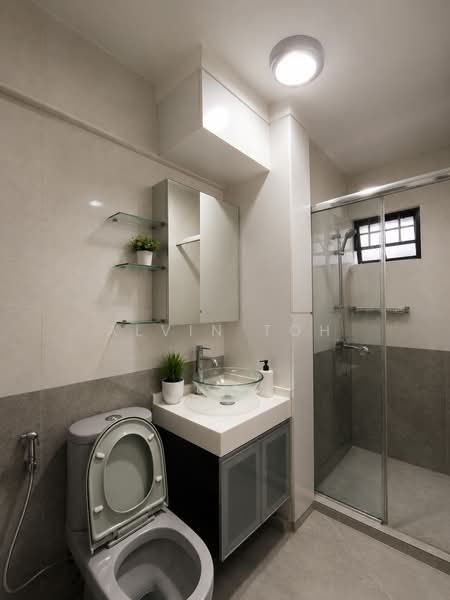 151 Tampines Street 12, 151 Tampines Street 12, Room Rental, 100 sqft, HDB Flat For Rent, by Alvin Toh, 500135130 - Bathroom - PropertyGuru.com.sg