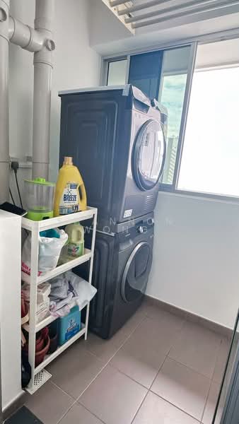 468B Fernvale Link, 468B Fernvale Link, Room Rental, 100 sqft, HDB Flat For Rent, by Shannon Wong, 500135141 - Washer and dryer provided - PropertyGuru.com.sg
