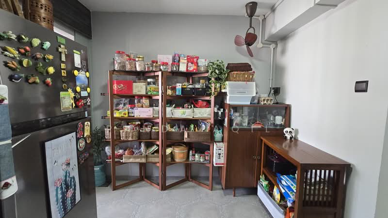 713 Tampines Street 71, 713 Tampines Street 71, 3 Bedrooms, 120 sqft, HDB Flat For Sale, by Panda Aqil, 500135143 - Kitchen - PropertyGuru.com.sg