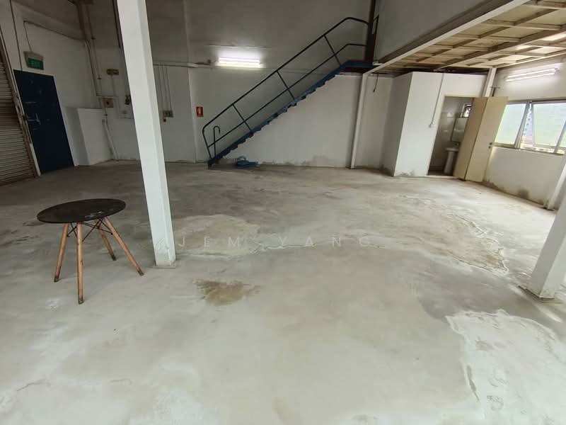 Pioneer Point, 5 Soon Lee Street, 2,000 sqft, Factory / Workshop (B2) For Rent, by Jem Yang, 500135163 - Interior - CommercialGuru.com.sg