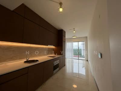 For Rent - Queens Peak