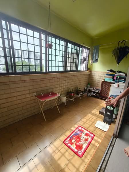 317 Jurong East Street 31, 317 Jurong East Street 31, 3 Bedrooms, 1,453 sqft, HDB Flat For Sale, by Ryan Low, 500135190 - Balcony - PropertyGuru.com.sg