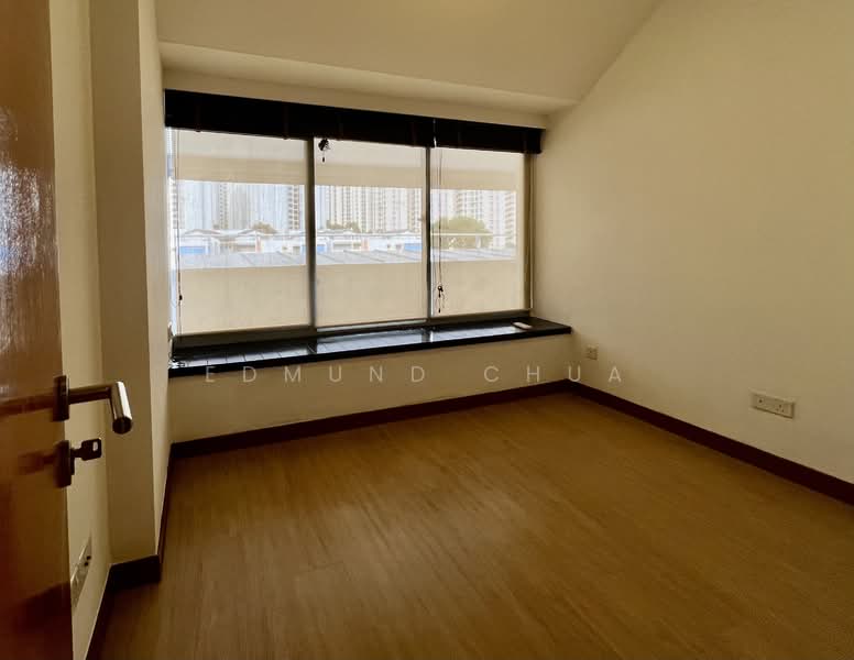 The Linear, 886 Upper Bukit Timah Road, 3 Bedrooms, 1,722 sqft, Apartment For Sale, by Edmund Chua, 500135191 - Second Common Bedroom - PropertyGuru.com.sg