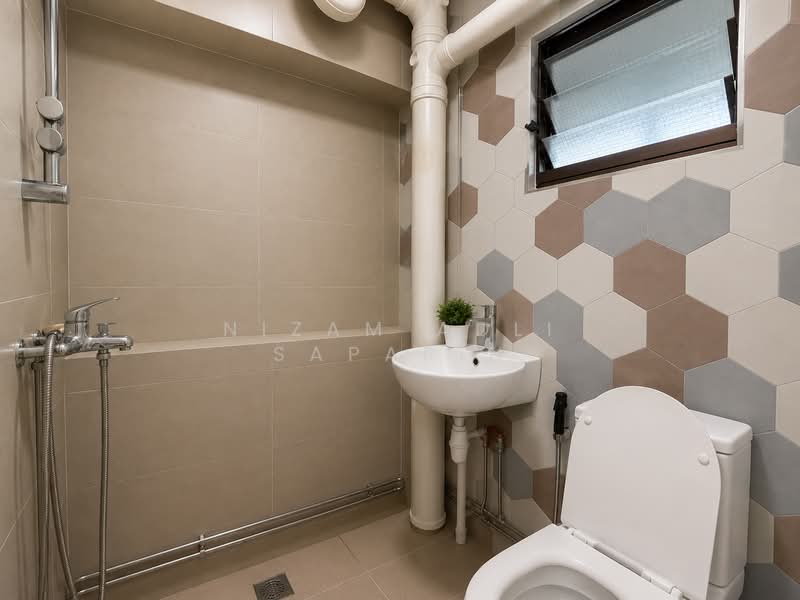 635 Woodlands Ring Road, 635 Woodlands Ring Road, 3 Bedrooms, 1,529 sqft, HDB Flat For Sale, by Nizam Adli Saparin, 500135204 - Bathroom - PropertyGuru.com.sg