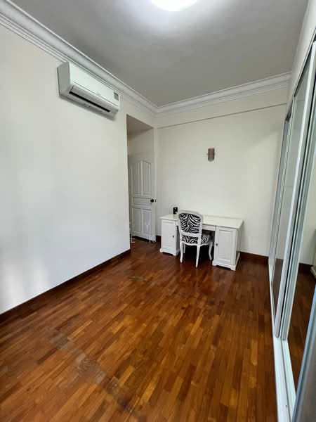 Seaview Point, 15 Amber Road, Room Rental, 150 sqft, Condominium For Rent, by (Ekky) Sri Redjeki Widjaja, 500135206 - PropertyGuru.com.sg