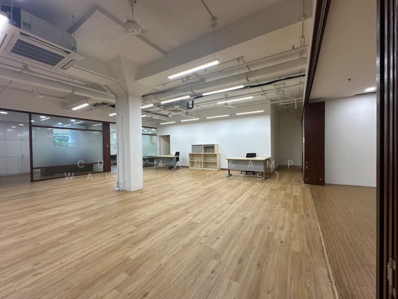 B1 Industrial Fitted Unit with Air-con at Lower Delta, Alexandra / Commonwealth, 3,300 sqft, Light Industrial (B1) For Rent, by YAP JIA HUI, 500135208 - Interior - CommercialGuru.com.sg