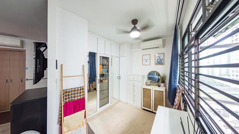 415C Northshore Drive, 415C Northshore Drive, 3 Bedrooms, 1,012 sqft, HDB Flat For Sale, by Sufy B., 500135213 - Common Bedroom - PropertyGuru.com.sg