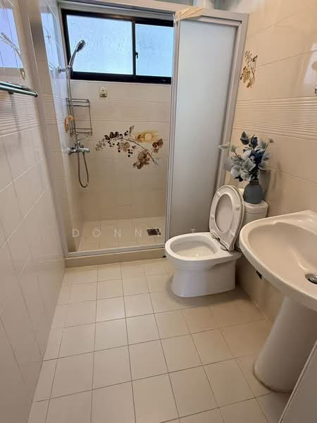 Lagoon View, 5000J Marine Parade Road, Room Rental, 80 sqft, Apartment For Rent, by Donny Tan, 500135217 - Bathroom - PropertyGuru.com.sg