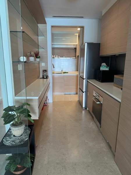 The Azure, 201 Ocean Drive, 3 Bedrooms, 1,712 sqft, Condominium For Sale, by Stephanie Liu, 500135218 - Kitchen - PropertyGuru.com.sg