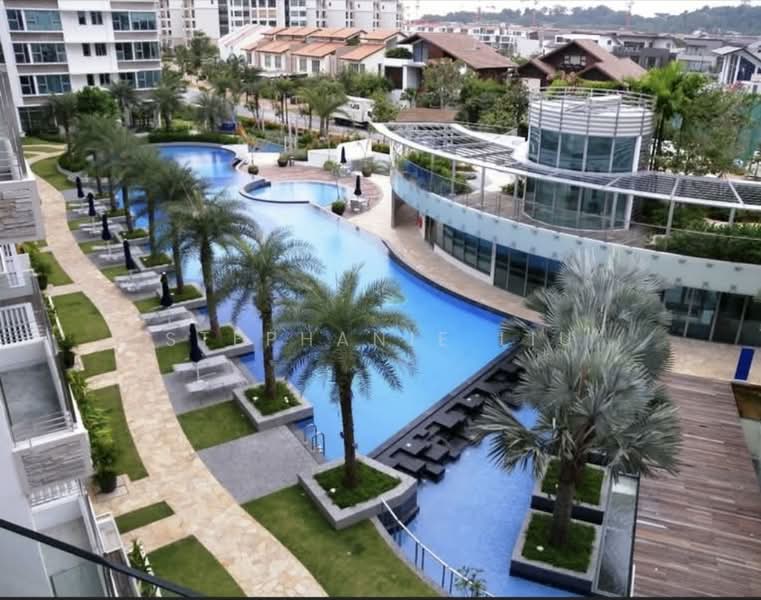 The Azure, 201 Ocean Drive, 3 Bedrooms, 1,712 sqft, Condominium For Sale, by Stephanie Liu, 500135218 - Pool - PropertyGuru.com.sg