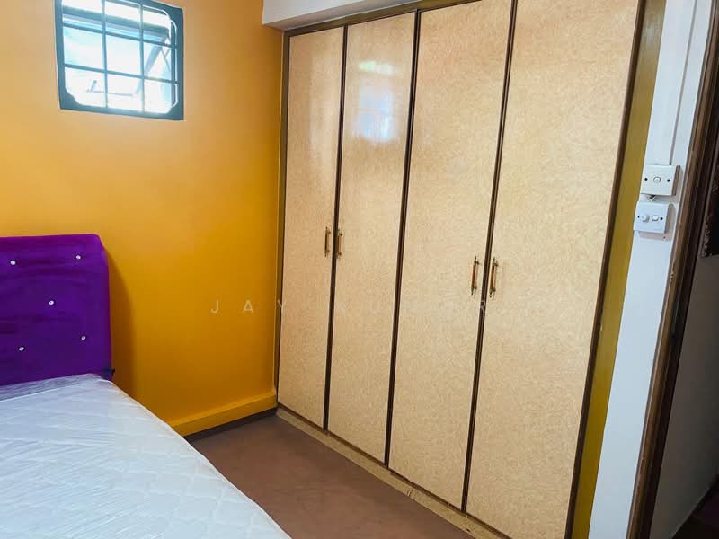 235 Bukit Batok East Avenue 5, 235 Bukit Batok East Avenue 5, 3 Bedrooms, 1,001 sqft, HDB Flat For Sale, by Jay Kumar, 500135223 - PropertyGuru.com.sg