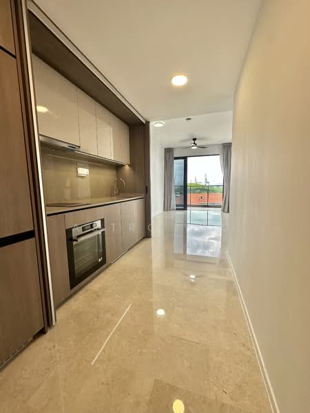 Avenue South Residence, 1 Silat Avenue, 1 Bedroom, 527 sqft, Condominium For Rent, by Astro Yeo, 500135226 - Kitchen - PropertyGuru.com.sg