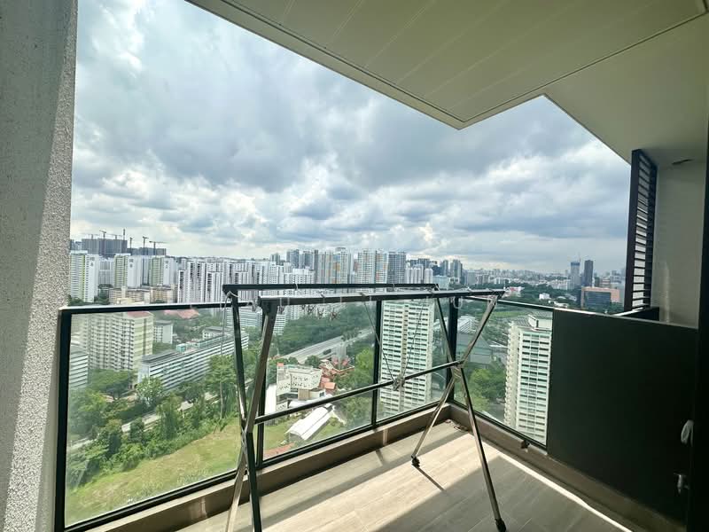 Avenue South Residence, 11 Silat Avenue, 1 Bedroom, 527 sqft, Condominium For Sale, by Liau Li Jun, 500135227 - Balcony - PropertyGuru.com.sg