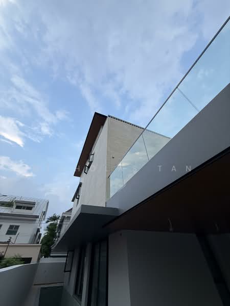 4 Brockhampton drive, Brockhampton drive, 6 Bedrooms, 7,460 sqft, Semi-Detached House For Rent, by Nicholas Tan, 500135230 - Exterior - PropertyGuru.com.sg