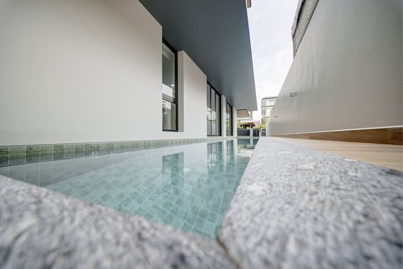 4 Brockhampton drive serangoon gardens, Brockhampton drive, 6 Bedrooms, 7,460 sqft, Semi-Detached House For Rent, by Nicholas Tan, 500135230 - Exterior - PropertyGuru.com.sg