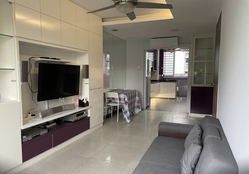 533 Bukit Batok Street 51, 533 Bukit Batok Street 51, 2 Bedrooms, 742 sqft, HDB Flat For Rent, by Michelle Lim, 500135232 - Living Room - PropertyGuru.com.sg