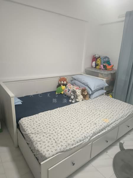 337 Hougang Avenue 7, 337 Hougang Avenue 7, Room Rental, 161 sqft, HDB Flat For Rent, by Jackson Tan  陈涣乐, 500135248 - Bedroom - PropertyGuru.com.sg