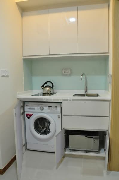 Forestville, 48 Woodlands Drive 16, Studio, 300 sqft, Executive Condominium For Rent, by Daryl Giam, 500135250 - Kitchen - PropertyGuru.com.sg