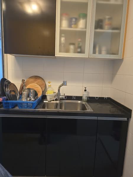 Kovan Melody, 21 Kovan Road, 3 Bedrooms, 1,227 sqft, Condominium For Rent, by Ssharon Loh, 500135253 - Kitchen - PropertyGuru.com.sg