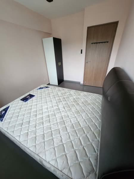 688 Jurong West Central 1, 688 Jurong West Central 1, Room Rental, 126 sqft, HDB Flat For Rent, by Patrick Chee, 500135261 - Bedroom - PropertyGuru.com.sg