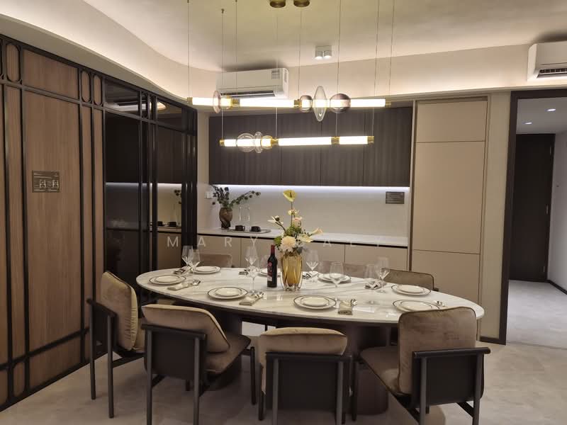Hudson Place Residences, , 4 Bedrooms, 1,432 sqft, Condominium For Sale, by Mary Baey, 500135264 - Dining Room - PropertyGuru.com.sg