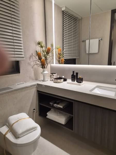 Hudson Place Residences, , 4 Bedrooms, 1,432 sqft, Condominium For Sale, by Mary Baey, 500135264 - Bathroom - PropertyGuru.com.sg