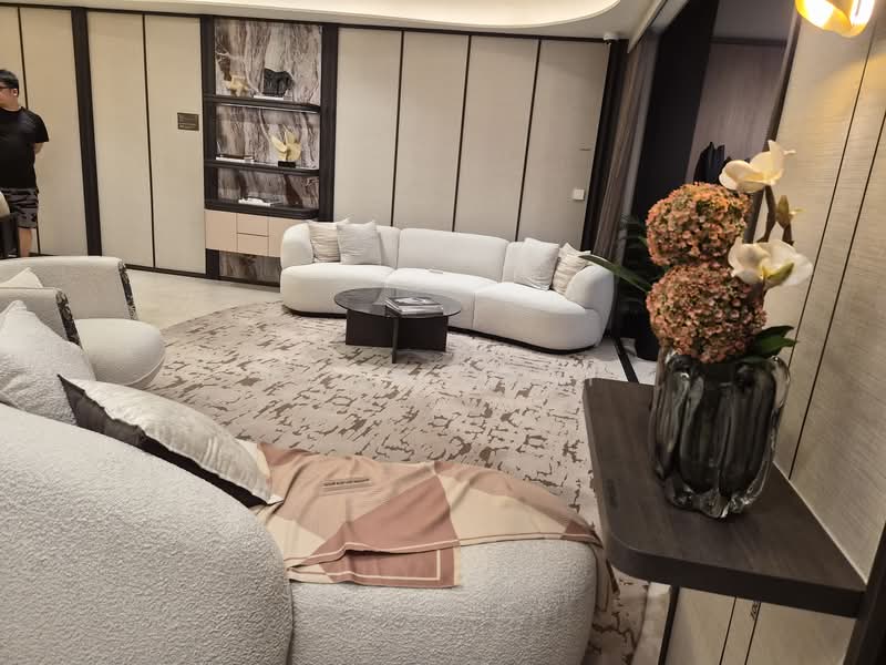 Hudson Place Residences, , 4 Bedrooms, 1,432 sqft, Condominium For Sale, by Mary Baey, 500135264 - Living Room - PropertyGuru.com.sg