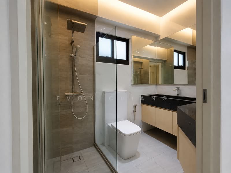 274A Compassvale Bow, 274A Compassvale Bow, 3 Bedrooms, 1,216 sqft, HDB Flat For Sale, by Evon Chiang, 500135267 - Bathroom - PropertyGuru.com.sg