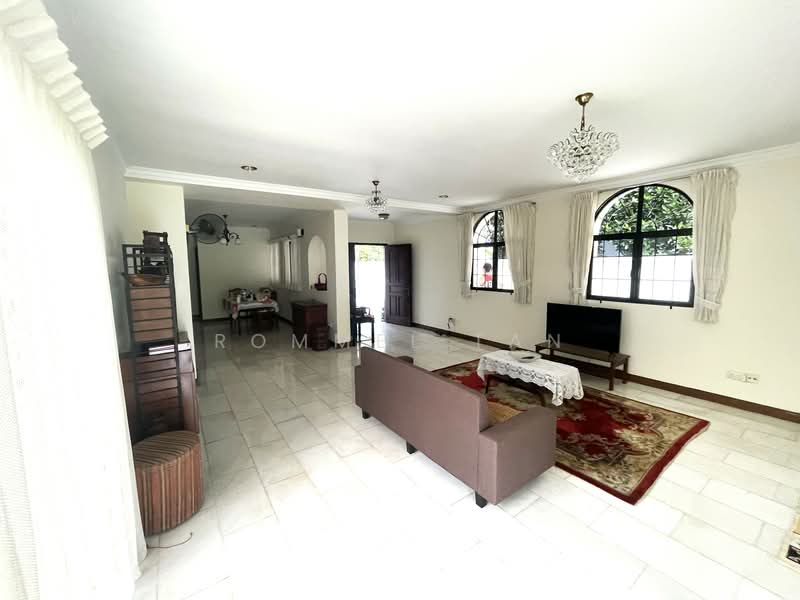 Hua guan avenue, Hua Guan Avenue, 4 Bedrooms, 3,500 sqft, Detached House For Rent, by Rommel Tan, 500135271 - Living Room - PropertyGuru.com.sg