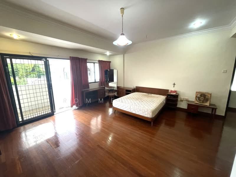 Hua guan ave, Hua Guan Ave, 4 Bedrooms, 3,500 sqft, Detached House For Rent, by Rommel Tan, 500135271 - Bedroom - PropertyGuru.com.sg